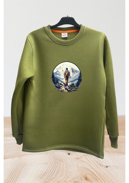 Outdoor Doğa Dağ Yürüyüşü Yapan Adam Baskılı Regular Fit Bisiklet Yaka Kışlık Sweatshirt