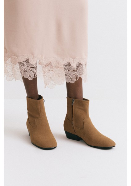 Bot 2512 - Dikiş Detaylı Taba Süet Kadın Bot fiyatları