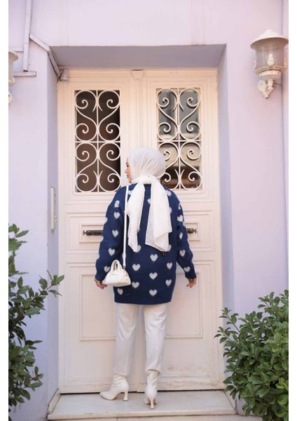 Kalp Desenli Lacivert Tesettür Triko Kazak Tunik 8688L modelleri