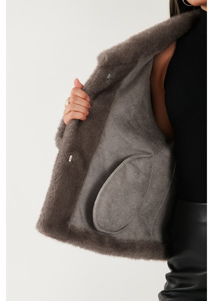 Oversize Fit Geniş Yaka Astarlı Kürk Bayan Kürk 497AFRA