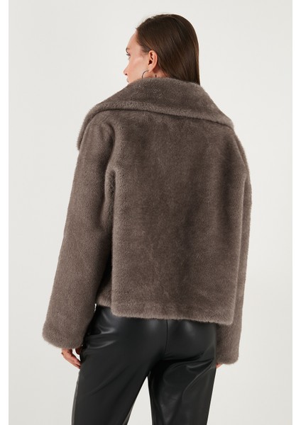 Oversize Fit Geniş Yaka Astarlı Kürk Bayan Kürk 497AFRA
