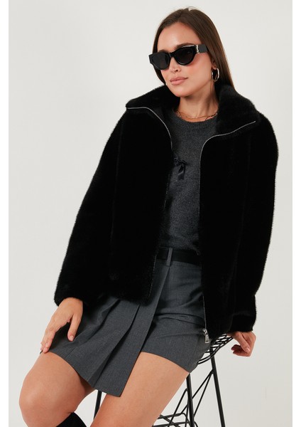 Oversize Fit Dik Yaka Fermuarlı Kürk Bayan Kürk 497ZETA