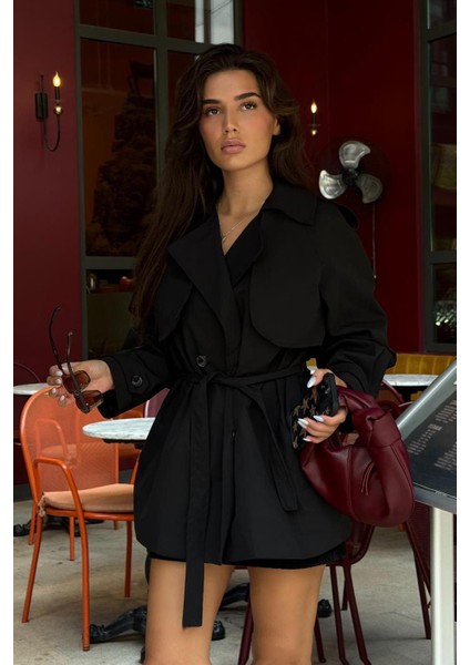 Siyah Düğmeli Kruvaze Yaka Kısa Kadın Trençkot MG2509 fiyatları