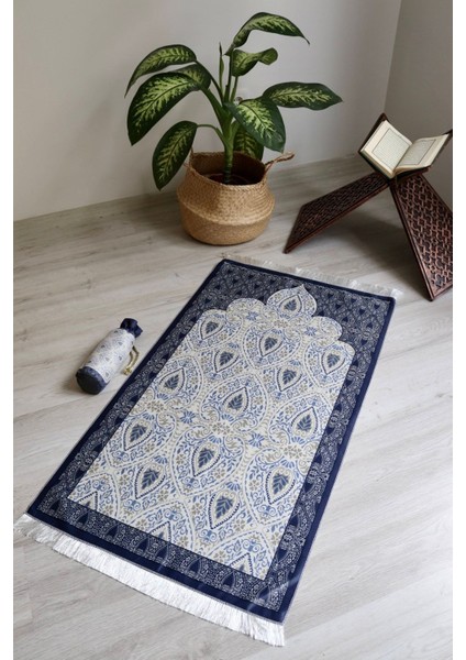 Taşınabilir Ipek Dokulu Keseli Seccade S1001-2 Lacivert modelleri