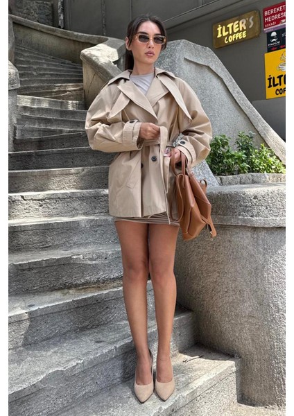 Bej Düğmeli Kruvaze Yaka Kısa Kadın Trençkot MG2509 indirimleri