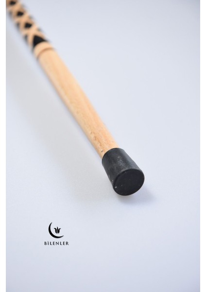 Ahşap Işçilikli Yürüme Bastonu – Zarif ve Dayanıklı (Oyması Siyah) fiyatları