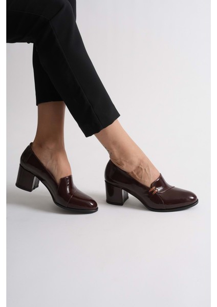 Kadın Hakiki Deri Biyeli Topuklu Ayakkabı - Bordo Rugan modelleri