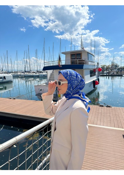 Paris Desenli Eşarp Saks fiyatları