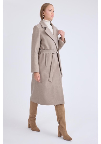 Ceket Yaka Kuşaklı Kaşe Kaban modelleri