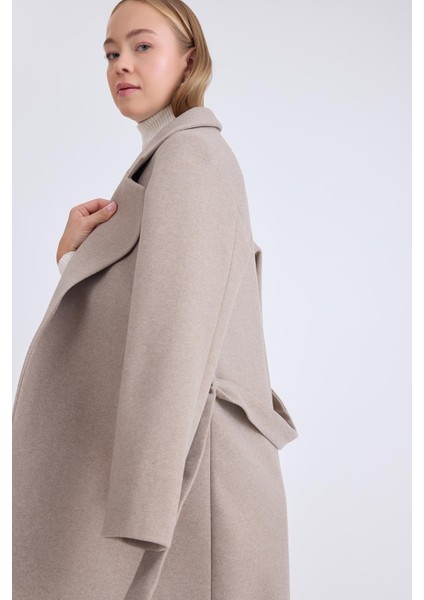 Ceket Yaka Kuşaklı Kaşe Kaban fırsatları