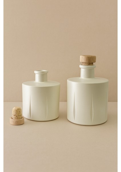 250 ml Vintage Beyaz Dekoratif Kristal 2 Li Set ,oda Kokusu ,vazo , Çok Amaçlı Şişe