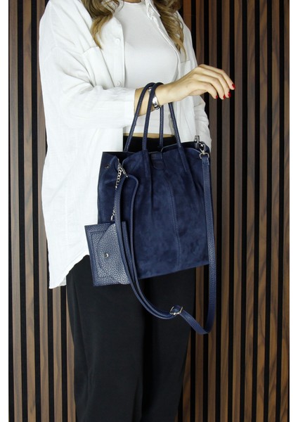 Lacivert Hakiki Dana Süet Manyetik Kapaklı Iç Cepli Askılı Günlük Büyük Boy Omuz Çantası ve Cüzdanı indirimleri