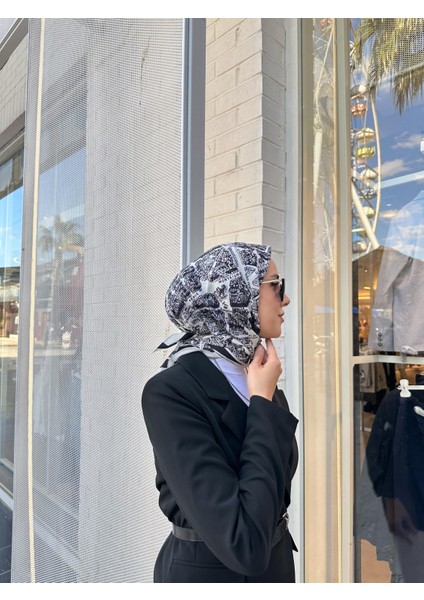 Paris Desenli Eşarp Siyah modelleri