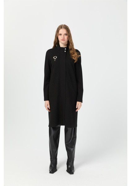Broş Detaylı Giy Çık Tunik Siyah