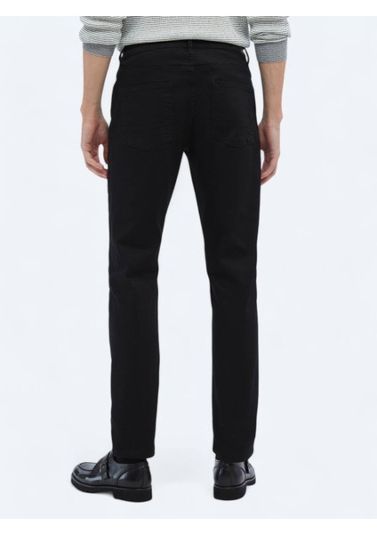 Siyah Slim Fit Denim Pamuk Karışımlı Pantolon fırsatları