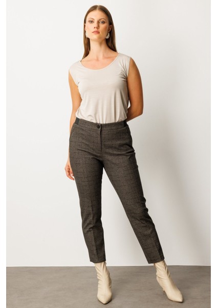 Beli Lastikli Balıksırtı Desenli Pantolon Kahve 01103