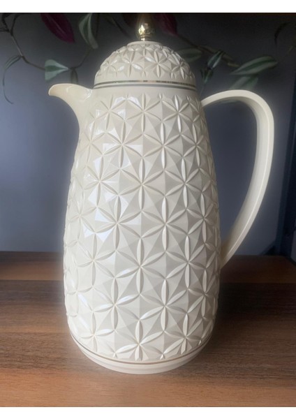 1 Lt'lik Soğuk ve Sıcak Su-Çay Termosu