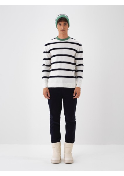 Erkek Lacivert Yumuşak Dokulu Standart Fit Bere fiyatları