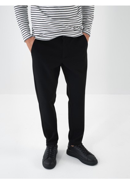 Erkek Siyah Pamuk Dokulu Slim Fit Jogger Pantolon fiyatları