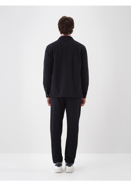 Erkek Lacivert Pamuk Dokulu Regular Fit Jogger Pantolon fırsatları