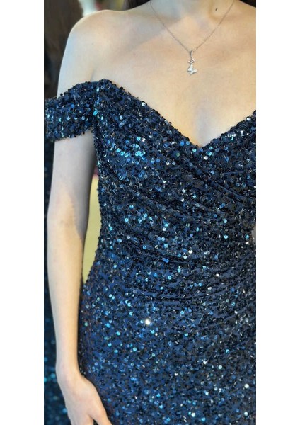 Lacivert Madonna Yaka Düz Kesim Payet Uzun Abiye Elbise 11085 modelleri