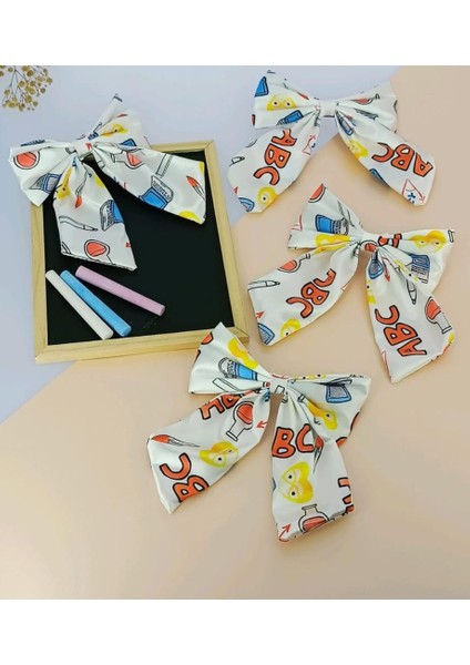 Abc Baskılı Okul Araç Gereçleri Temalı 12 cm Saten Fiyonk Kumaş Otomatik Toka(1 Adet)