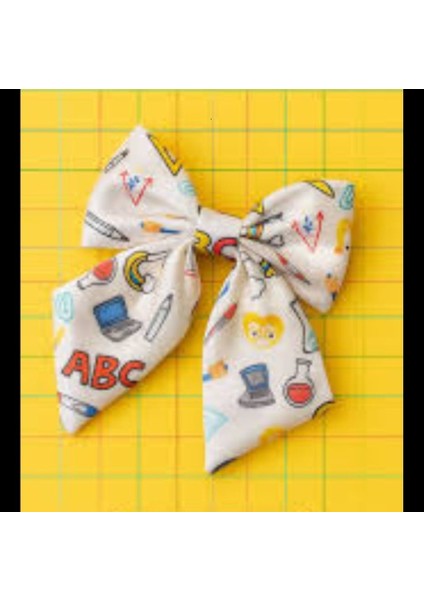 Abc Baskılı Okul Araç Gereçleri Temalı 12 cm Saten Fiyonk Kumaş Otomatik Toka(1 Adet) fiyatları