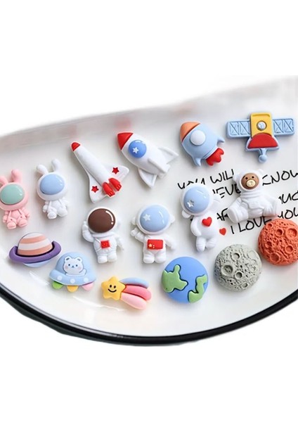16 Adet Karışık Renkli Astronot ve Uzay Magnet Set, Kendin Yap Projeleri, Telefon Kılıfı, Saç Tokası ve Takı Aksesuarları Dekorasyonu Için