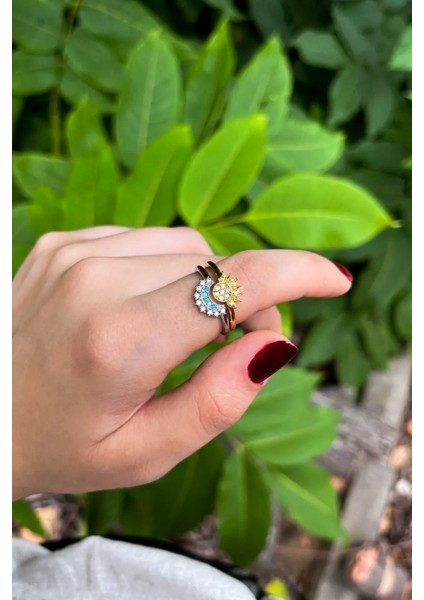 Gökyüzü Mavisi Işıltılı Güneş ve Hilal Ay Ayarlanabilir Çift Arkadaşlık Sevgili Yüzük fırsatları