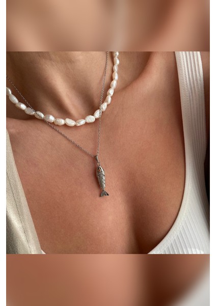 Kuyruğu Sallanan Balık Kolye Kararmaz Gümüş Kadın Çelik Kolye fiyatları