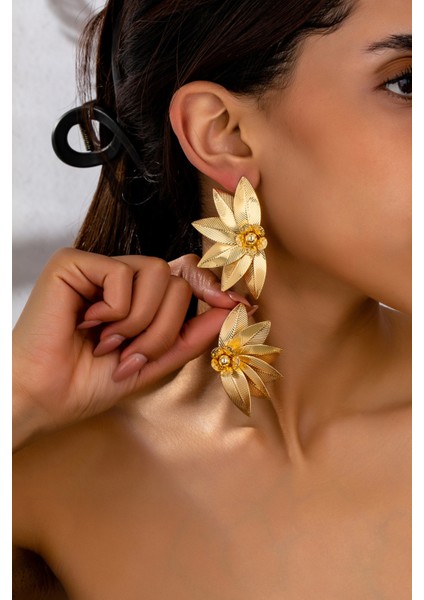 Vintage Yaprak Gold Çiçek Küpe modelleri