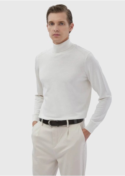 Ekru Tam Balıkçı Yaka Düz Örgü Yün Karışımlı Triko Kazak