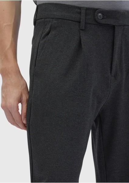Koyu Gri Düz Örme Regular Fit Casual Pantolon fırsatları
