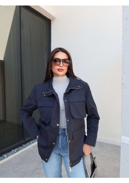 Dik Yaka Vatkalı Ceket