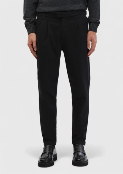 Siyah Düz Dokuma Carrot Fit Casual Pamuk Karışımlı Pantolon fiyatları