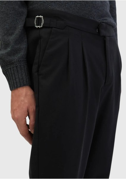 Siyah Düz Dokuma Carrot Fit Casual Pamuk Karışımlı Pantolon fırsatları