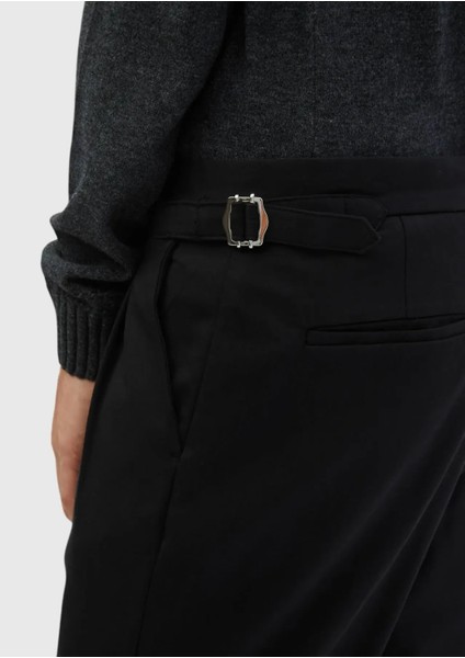 Siyah Düz Dokuma Carrot Fit Casual Pamuk Karışımlı Pantolon indirimleri