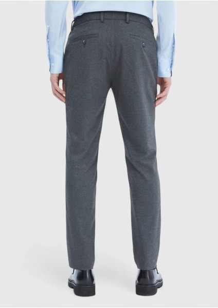 Gri Düz Dokuma Jogging Fit Casual Pantolon fırsatları