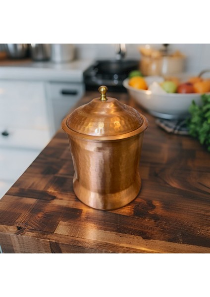 - Saf Bakır Baharatlık – 17 cm Yükseklik × 10 cm Çap, 412 gr Ağırlık, Kapaklı El Dövmesi Kahramanmaraş Ustası Işi, Kalaylı Iç Yüzey, Sağlıklı ve Şık Mutfak Aksesuarı modelleri