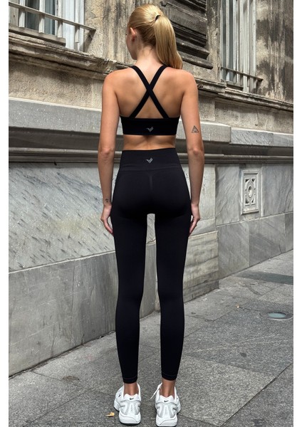 Prime Fıt - Siyah Çapraz Askılı Destekli Seamless Bra sporcu sütyeni