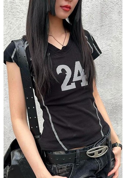 Siyah Ters Dikiş 24 Number Gotik Harajuku Kısa Kollu Crop