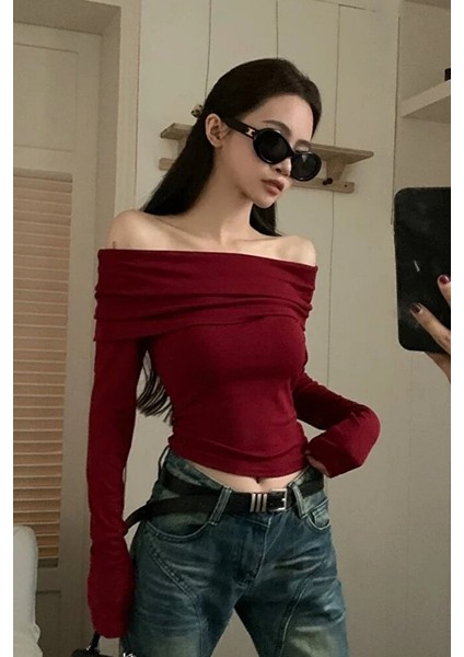 Bordo Madonna Yaka Omzu Açık Y2K Uzun Kollu Crop fiyatları