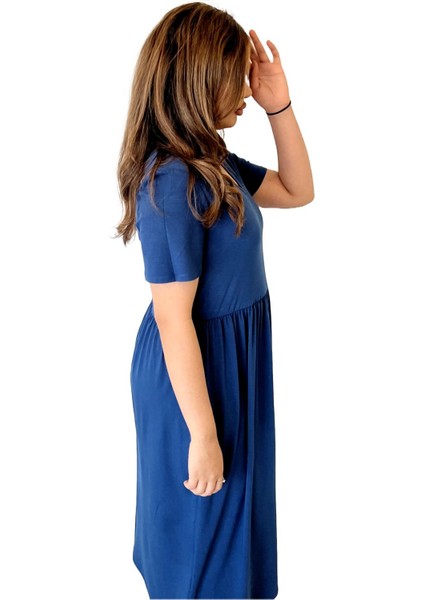 Cep Detaylı V Yaka Elbise