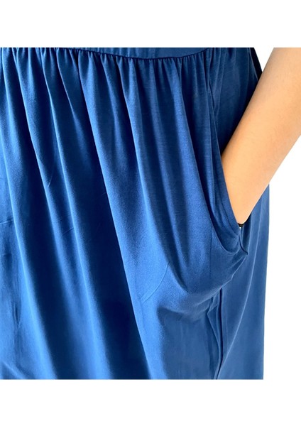 Cep Detaylı V Yaka Elbise