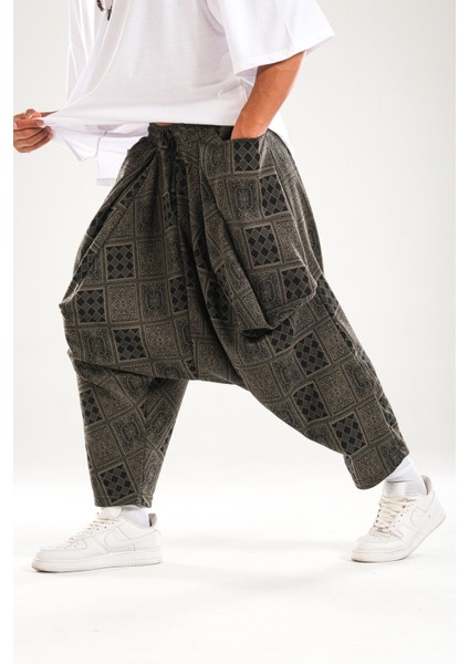 Poker Desenli Avangard Şalvar modelleri