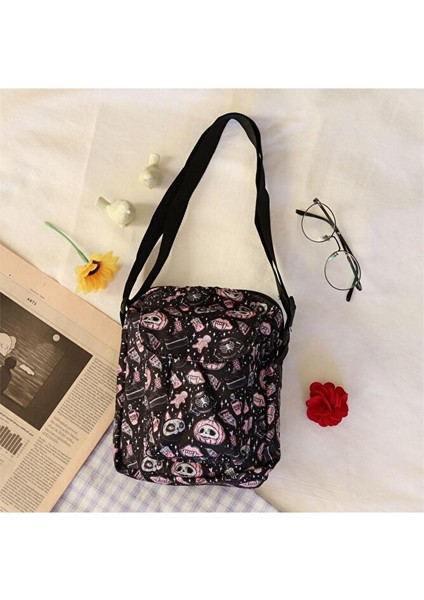 Siyah Gothic Poison Kolaj Çapraz Çanta