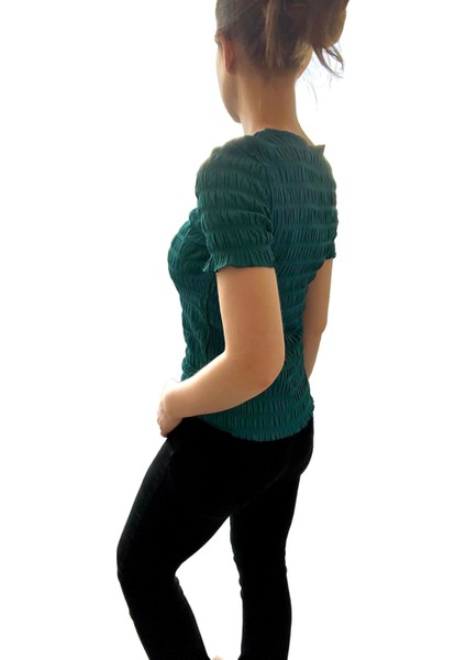 Gofreli Kısa KolluTexture Bluz