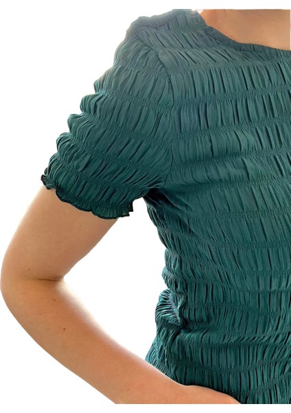 Gofreli Kısa KolluTexture Bluz