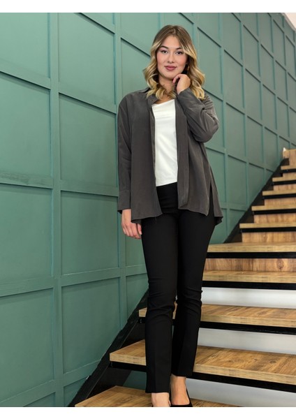 Kadın Yanları Yırtmaçlı Tek Cepli Önden Düğmeli Gömlek indirimleri