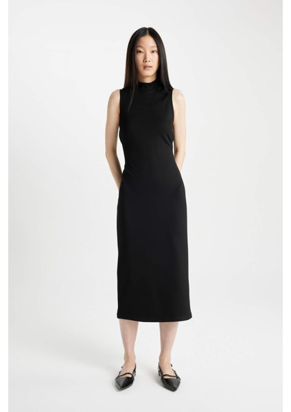 Bodycon Vücudu Saran Basic Düz Yarım Balıkçı Yaka Siyah Kolsuz Midi Elbise